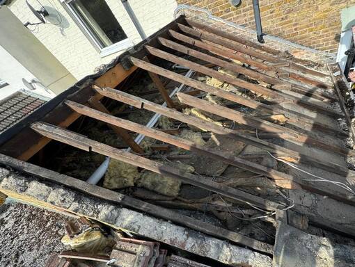 Manea Roofing Services 16 This is a photo of a roof needing repairs in Manea